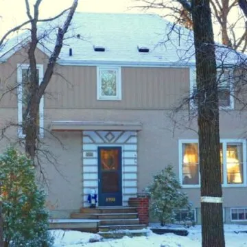 Winter photo of house on Grosvenor.