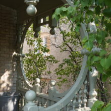 Image 4: Ornate wooden ends of verandah