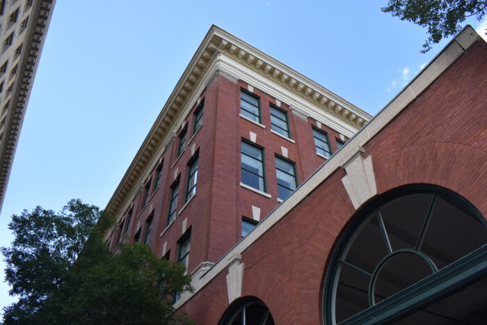 Looking at back of Customs Examining Building